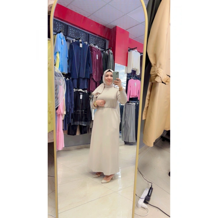 Omuz ve Kol Düğme Detaylı Boydan Elbise