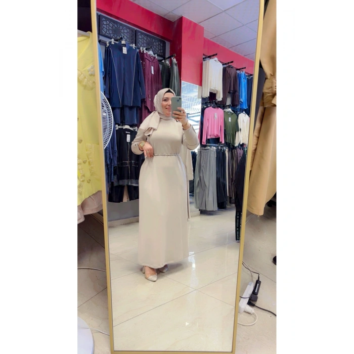 Omuz ve Kol Düğme Detaylı Boydan Elbise