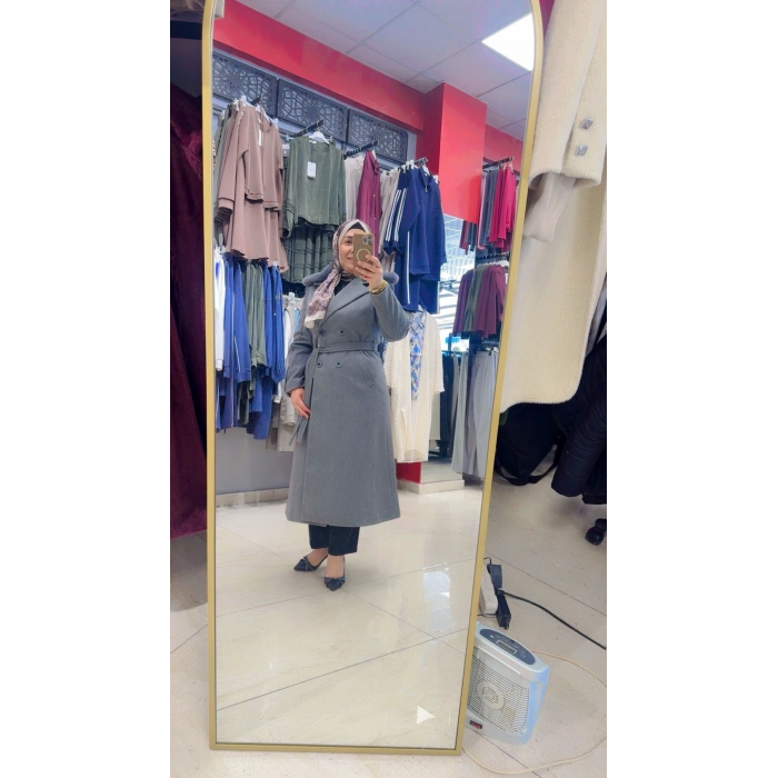 Kaşe Kürklü Düğmeli Kaban