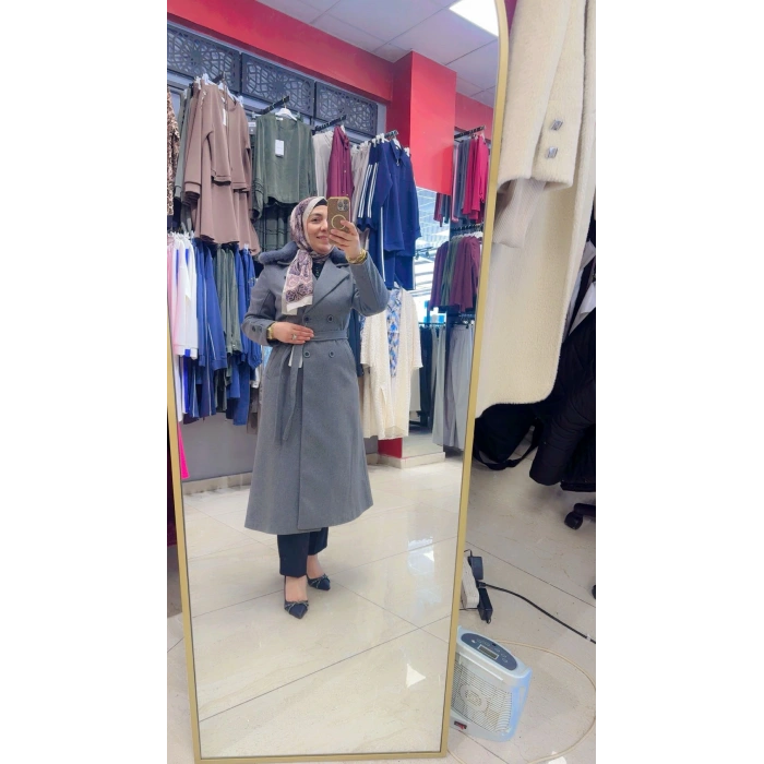 Kaşe Kürklü Düğmeli Kaban