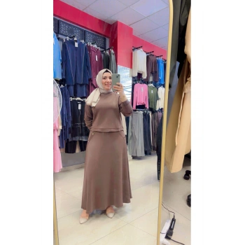 Omuzda Düğme Detaylı Etekli Takım