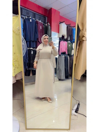 Omuz ve Kol Düğme Detaylı Boydan Elbise