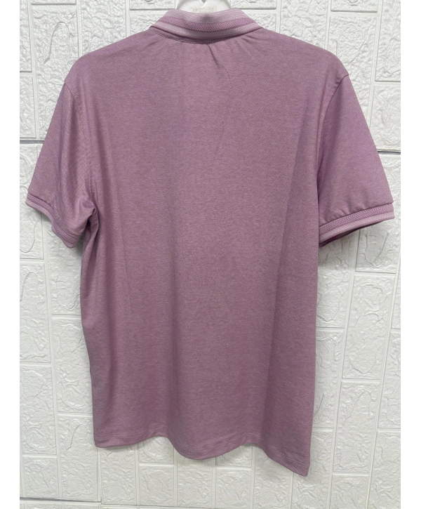 Kısa Kollu Yakası ve Kolları MAnşetli Düğmeli Tişört