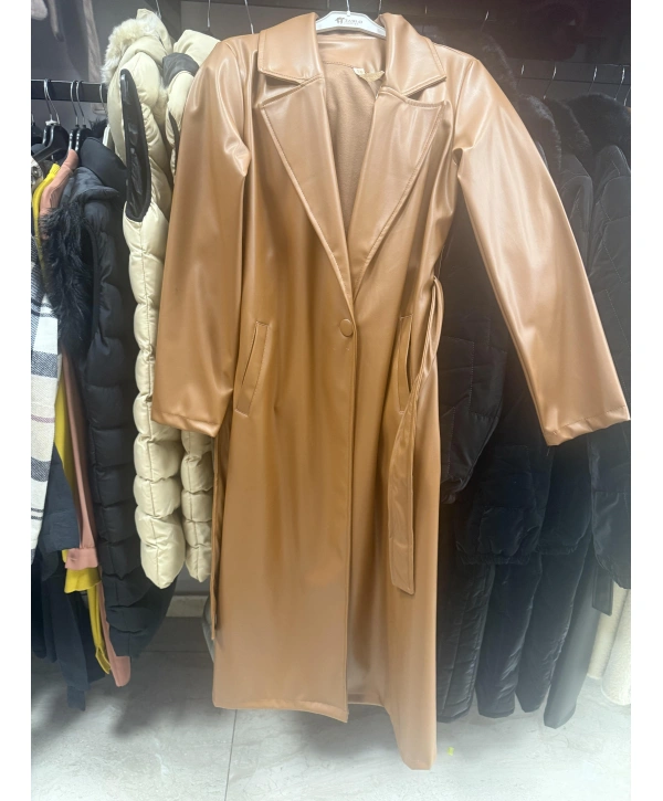 Deri Düğmeli ve Kuşaklı Trençkot