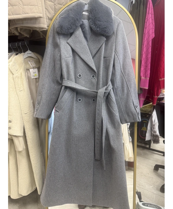 Kaşe Kürklü Düğmeli Kaban