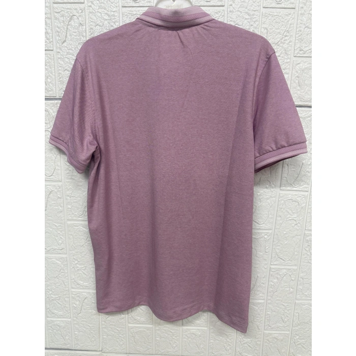 Kısa Kollu Yakası ve Kolları MAnşetli Düğmeli Tişört