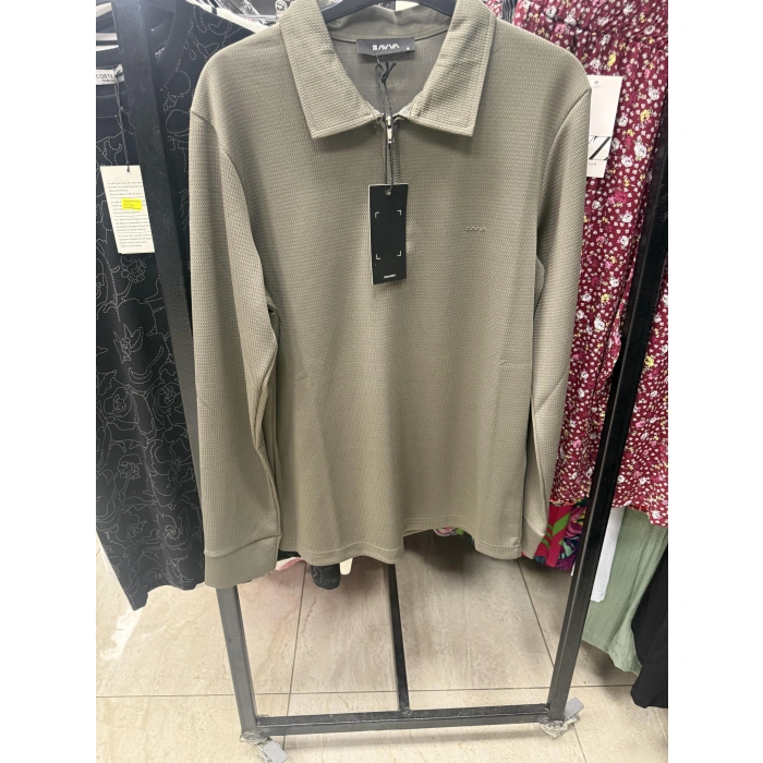 Merserize Kumaş Gömlek Yakalı Fermuarlı Tişört