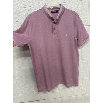 Kısa Kollu Yakası ve Kolları MAnşetli Düğmeli Tişört