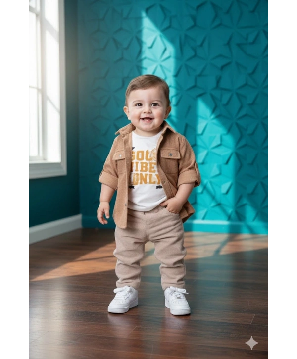 Erkek Çocuk Şapka Hediyeli Mevsimlik 3lü Kombin Takım - Ceket, Baskılı Tişört ve Pantolon