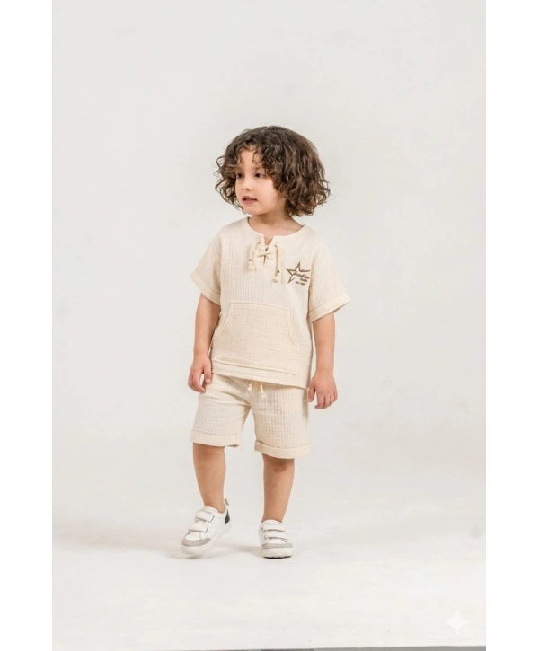 Unisex Çocuk %100 Pamuk Bağcıklı Tişört&Çocuk Şortlu Müslin Takım – Şapka Hediyeli