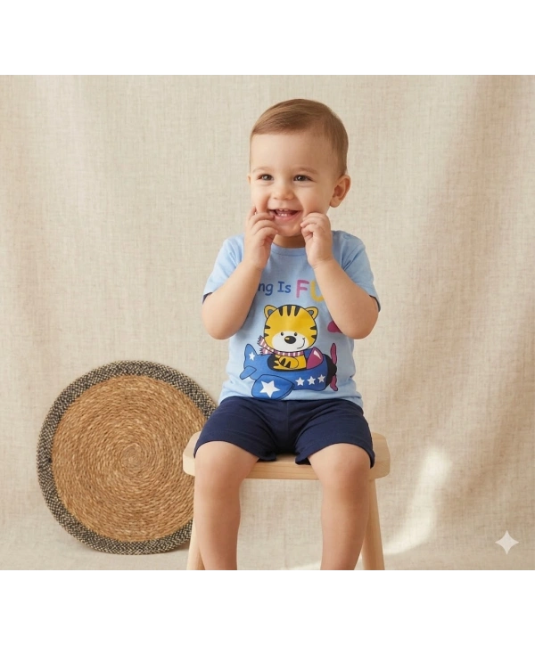 Erkek Bebek Flying Is Fun Baskılı Tişört Şort Takımı 6-18 Ay
