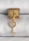 316L Çelik Gold Renk Sallantı Zirkon Taşlı Kalpli Anahtar Model Nomination Charm