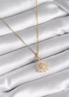 316L Çelik Gold Renk Zirkon Taşlı Papatya Model Kadın Kolye