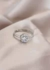 Ayarlamalı Gümüş Renk Metal Zirkon ve Kristal Taşlı Oval Model Yüzük