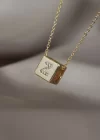 Gold Renkli Küp Model Zirkon Taşlı Z Harfli Kolye