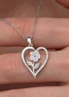 Gümüş Kalpli Beyaz Gül Kadın Kolye