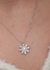 Gümüş Kar Tanesi Kadın Kolye