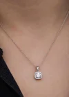 Gümüş Kare Montür Tek Taş Kadın Kolye