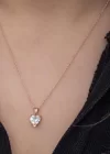 Gümüş Rose Beyaz Taşlı Kalpli Kadın Kolye