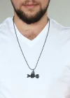 Krom Kaplama Siyah Renk Metal Ok ve El Tasarım Erkek Kolye