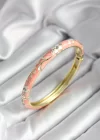 Mineli Pirinç Yavru Ağzı Çiçek Desenli Zirkon Taşlı Gold Renk Kadın Kelepçe