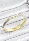 Mineli Pirinç Zirkon Taşlı Gri Çiçek Desenli Gold Renk Kadın Kelepçe