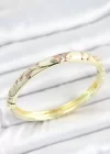 Mineli Pirinç Zirkon Taşlı Pembe Çiçek Desenli Gold Renk Kadın Kelepçe