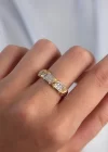Pirinç Ayarlamalı Gümüş Renk Zirkon Taşlı XOXO Model Yüzük