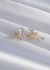 Pirinç Gold Renk Kare Zirkon Taşlı Fiyonk Küpe