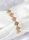 Pirinç Pembe Zirkon Taşlı Yonca Model Gold Renk VIP Seri Kadın Bileklik