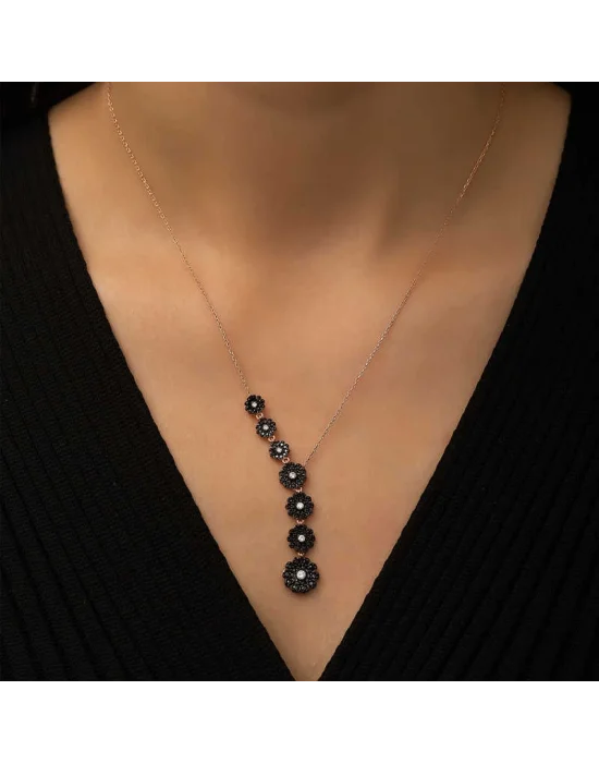 ​Gümüş Rose Sıralı Çiçekler Kolye