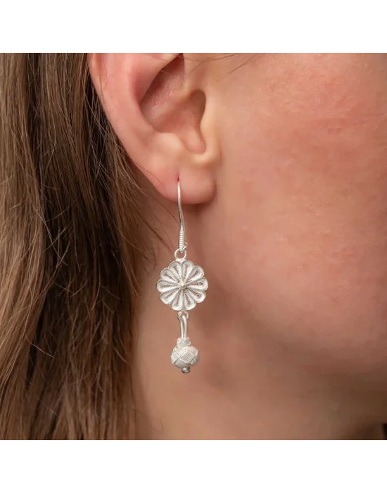 ​Gümüş Sallantılı Trabzon Kazaz Kadın Küpe