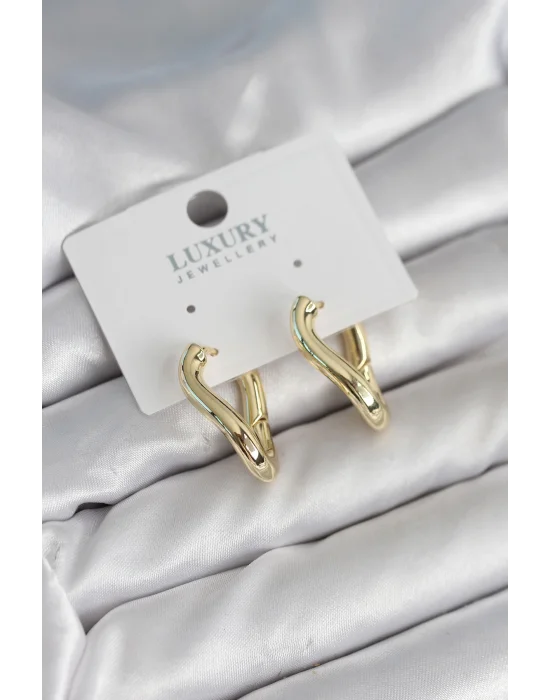 Gold Renk Eğik Halka Model Pirinç Kadın Küpe