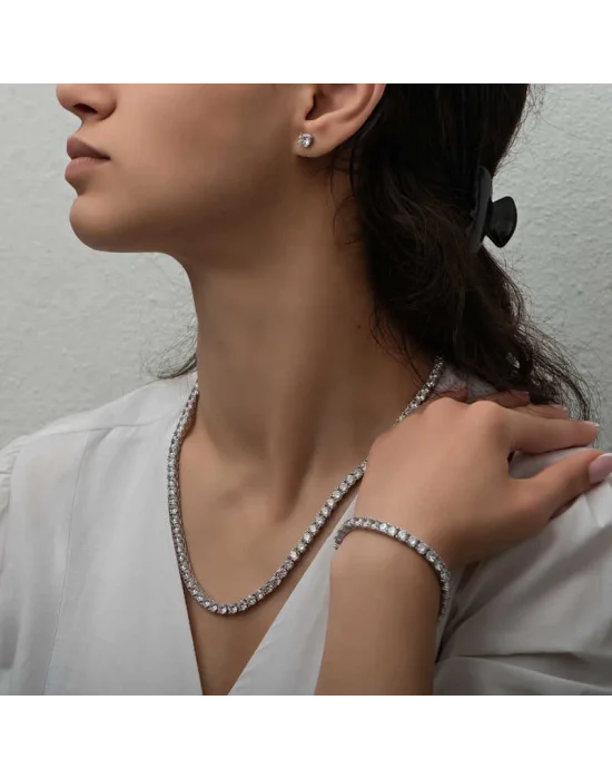 Gümüş 4 mm Beyaz Taşlı Su Yolu Kadın Set