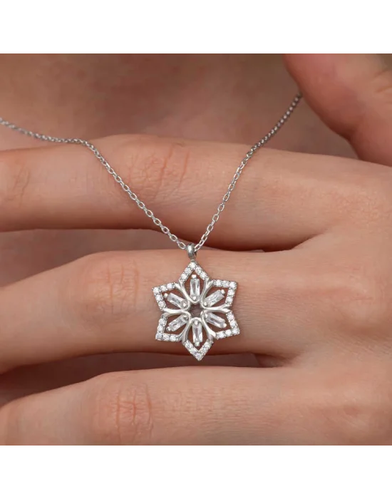 Gümüş Baget Taşlı Çiçek Kadın Kolye