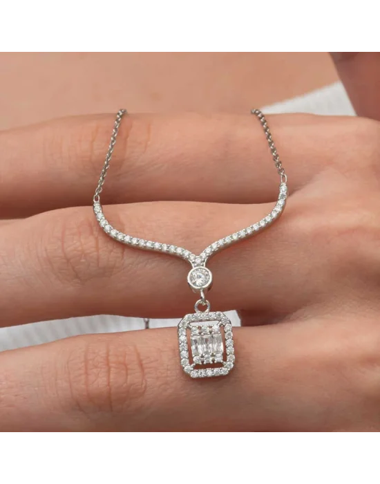 Gümüş Baget Taşlı Gerdanlık Model Kadın Kolye