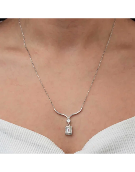 Gümüş Baget Taşlı Gerdanlık Model Kadın Kolye