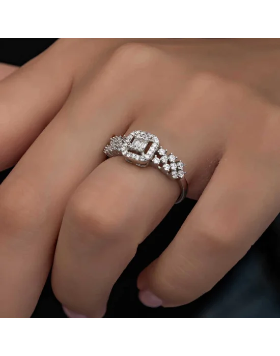 Gümüş Baget Taşlı Kadın Yüzük