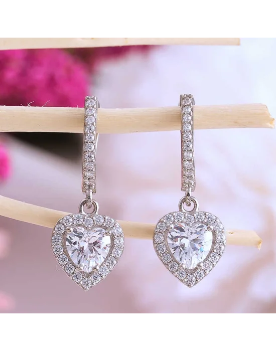 Gümüş Beyaz Taşlı Kalpli Kadın Küpe