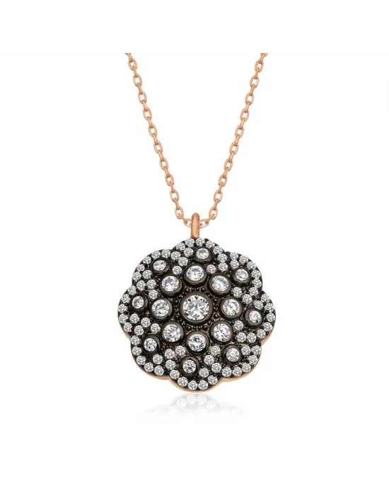 Gümüş Çiçek Desenli Elmas Montür Kolye