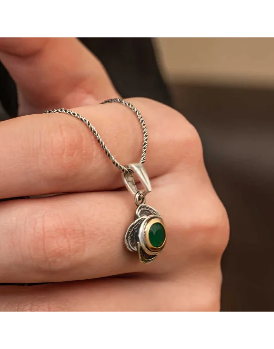 Gümüş Çiçek Desenli Otantik Kadın Kolye