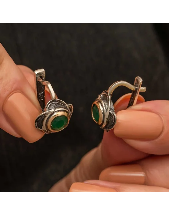 Gümüş Çiçek Desenli Otantik Kadın Küpe