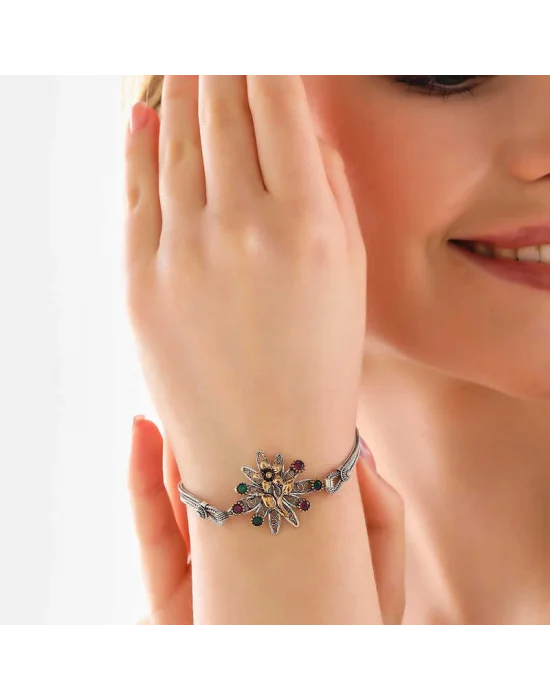 Gümüş Çiçek Otantik Kadın Bileklik