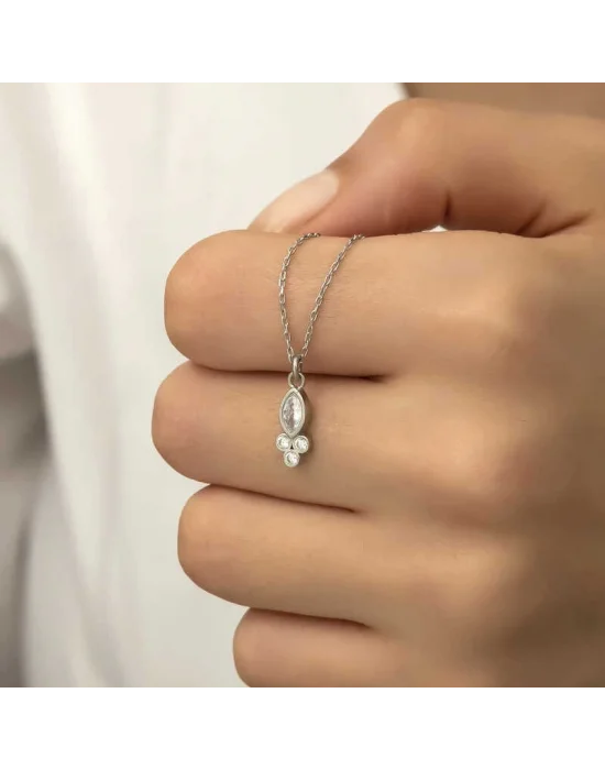 Gümüş Çiğ Damlası Mekik Tektaş Bayan Kolye