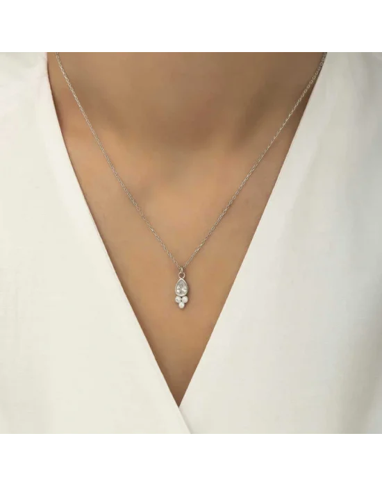 Gümüş Çiğ Damlası Tektaş Bayan Kolye