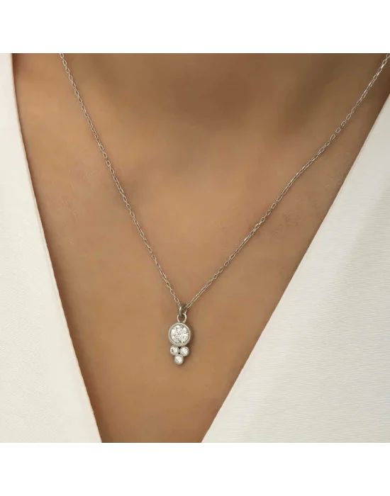 Gümüş Çiğ Damlası Yuvarlak Tektaş Bayan Kolye