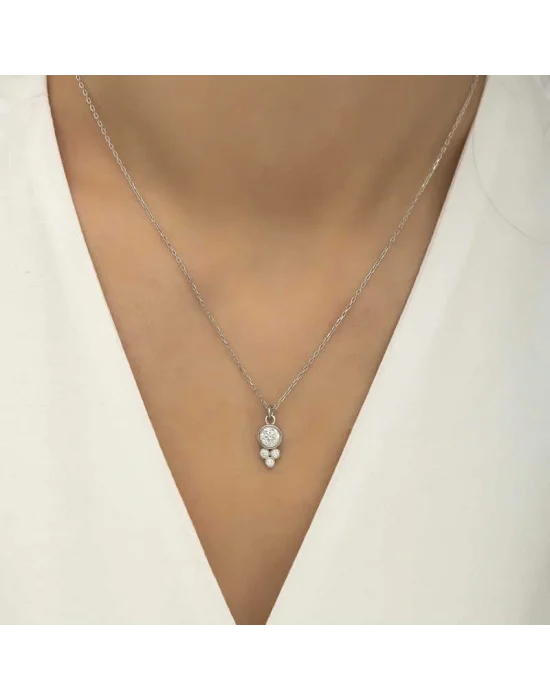 Gümüş Çiğ Damlası Yuvarlak Tektaş Bayan Kolye