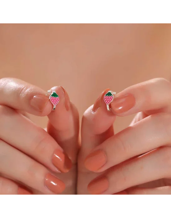 Gümüş Çilek Çocuk Küpesi