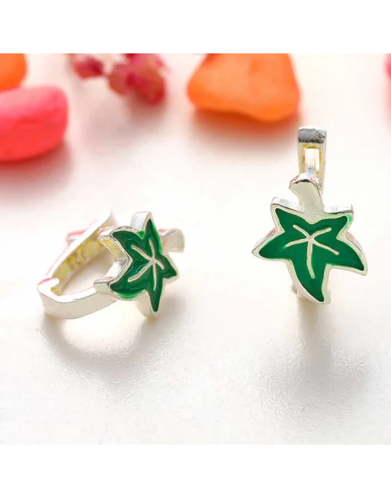 Gümüş Çınar Yaprağı Çocuk Küpesi