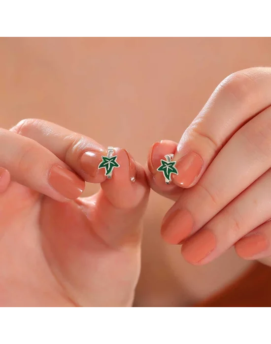 Gümüş Çınar Yaprağı Çocuk Küpesi